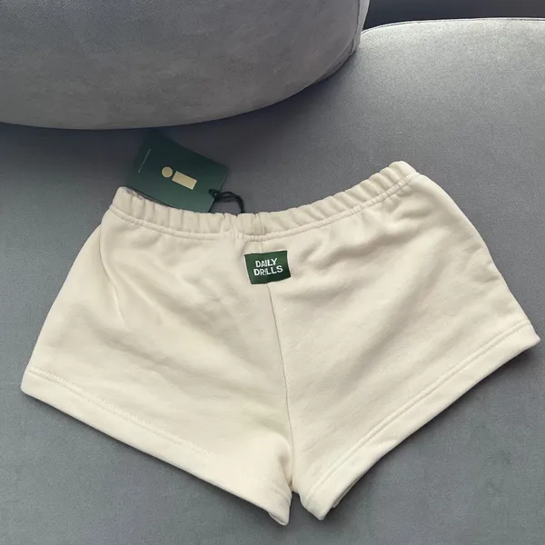 Daily Drills Heavyweight Mini Sweat Shorts Sand XS/S - Image 4