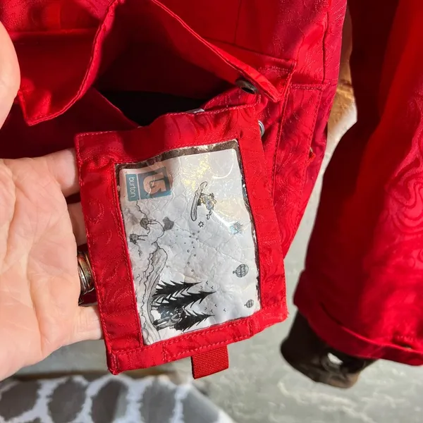 Burton Red Ski Jacket with Hood and Relaxed Fit - Image 6