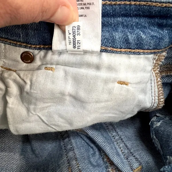 American Eagle Mom Jean‎ Size 00 Blue Stretch Mid-Rise Distressed Blown Knees - Image 9