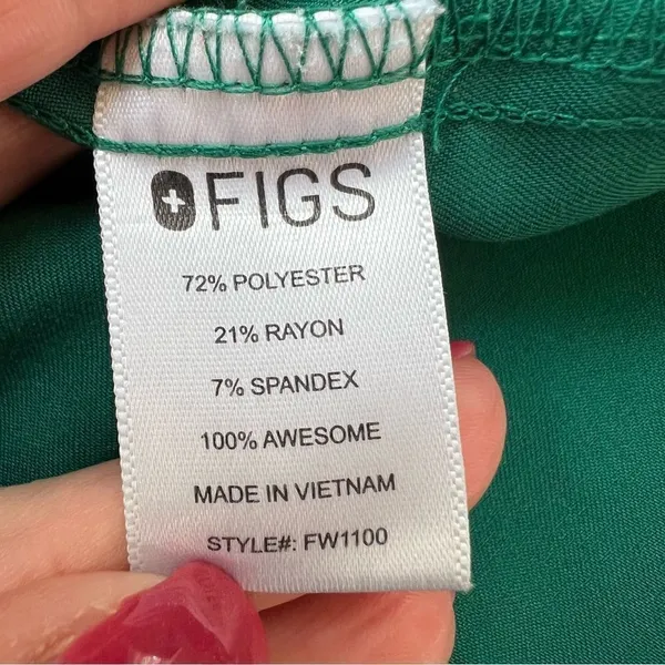 Figs Casma Three-Pocket Scrub Top in Limited Edition Kelly Green XXS Medical - Image 8