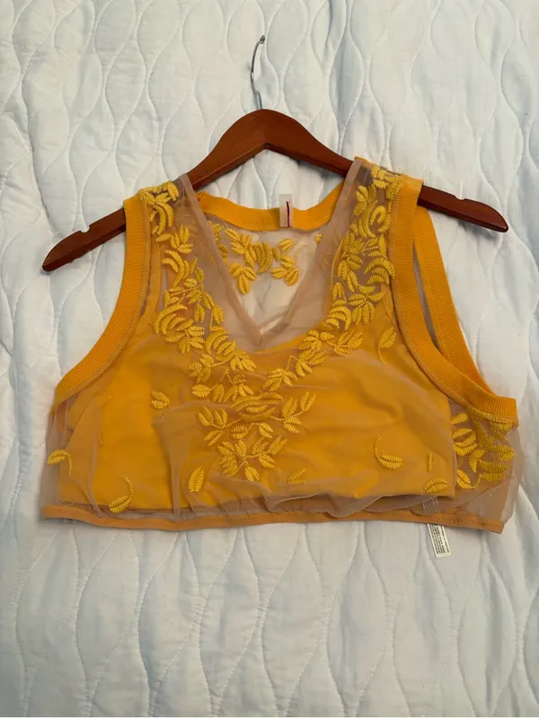 Free People movement Lace Yellow Sports Bra Size Small - Image 3