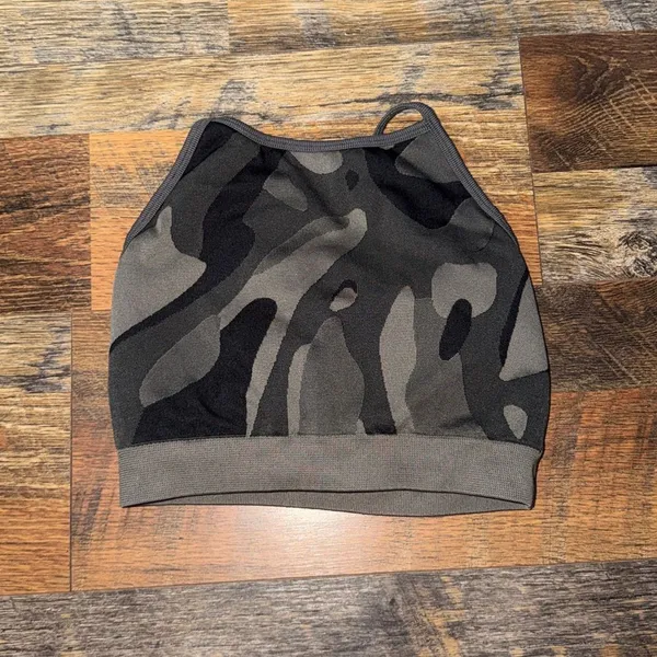 Aybl Women's Black and Grey Bra - Image 3