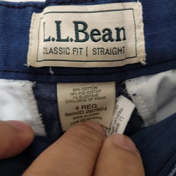 L.L.Bean Classic Fit Straight Leg Jeans Women’s 4 Regular Blue Denim - Image 4