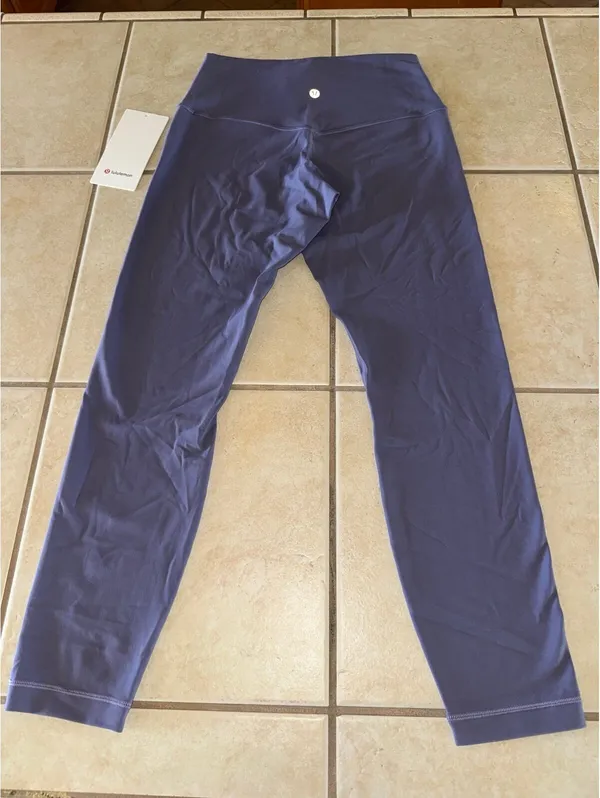 Lululemon Align No Line High Rise 25” Grape Mist Size 8 NWT - Image 3