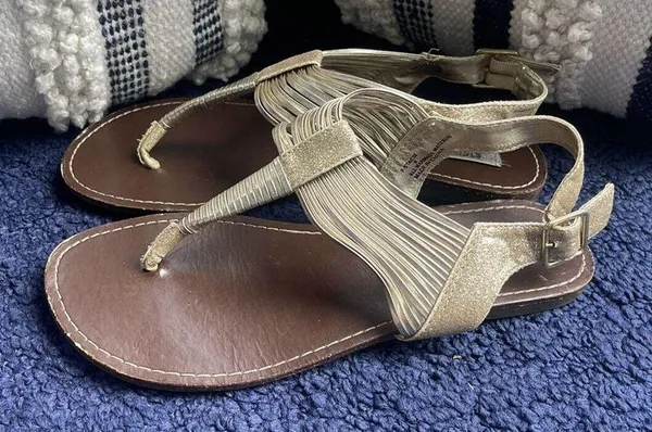 Steve Madden “Stacie” Strappy Gold Sandal Boho Peasant Bohemian Festival Size 8 - Image 2