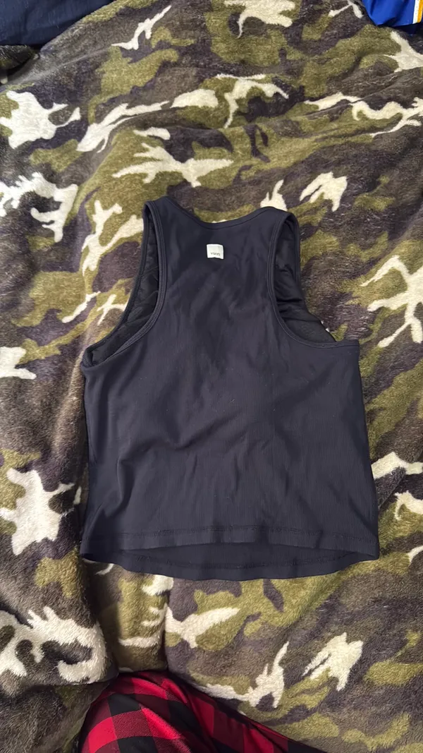 Vuori Tank Top - Image 2