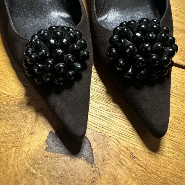 Vintage Stuart weitzman suede beaded heels 6 - Image 4
