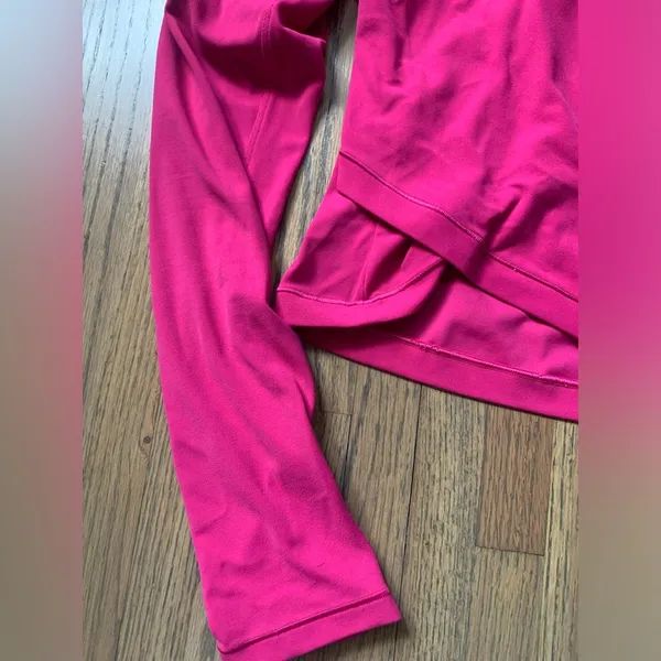 Athleta pink transcend wrap long sleeve medium - Image 3