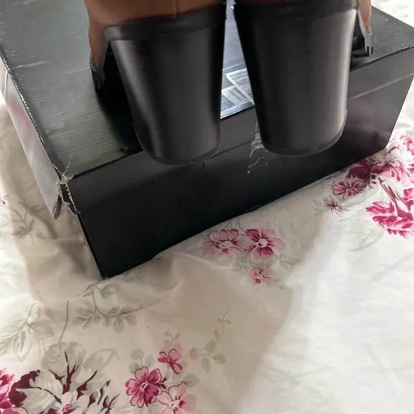 Forever 21 Tan Boots - Image 7