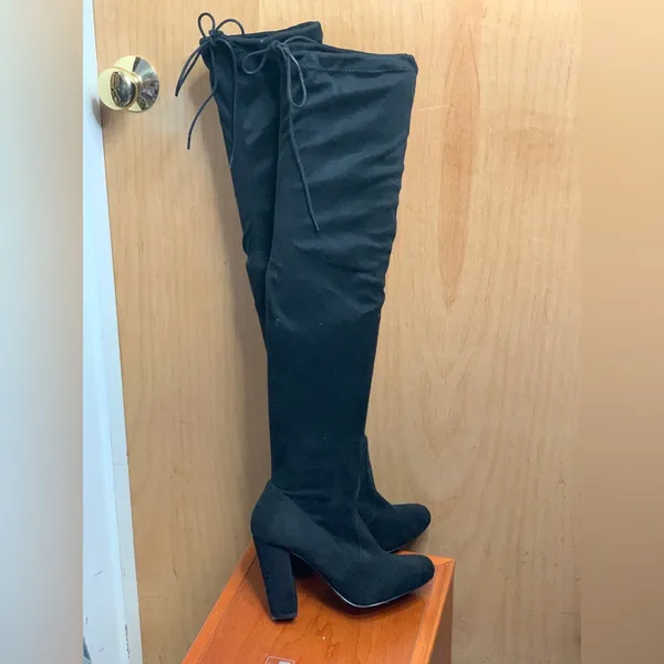 Lulus Black Over-the-Knee Women's Suede Boots. Size-7.5 Glam Bombshell - Image 3