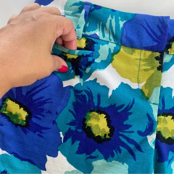 LOFT Blue Floral Cotton Blend Shorts - Image 4