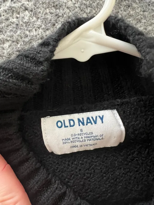 Old Navy Sweater - Image 2