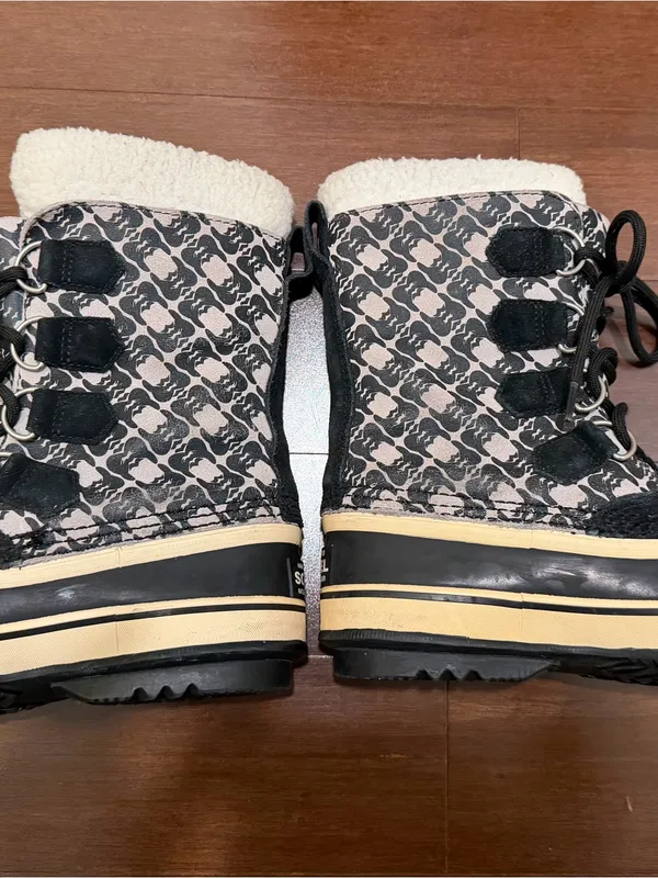 Sorel Women’s 1964 Pac Graph Black and Cream Lace-Up Insulated Winter Boots - Image 2