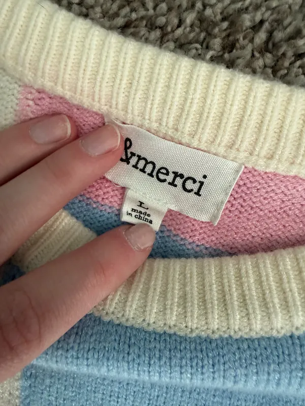 Boutique Sweater Top Multiple Size L - Image 2