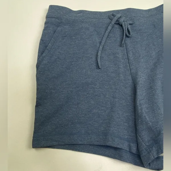32° Degrees Cool Indigo Blue NWT Women’s Shorts Size M - Image 3