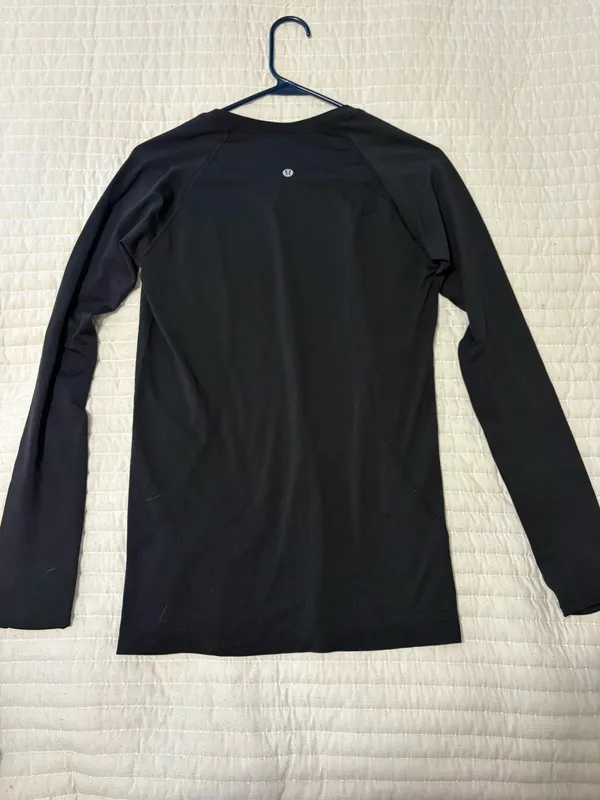 Lululemon Swiftly Tech Long Sleeve - Image 3