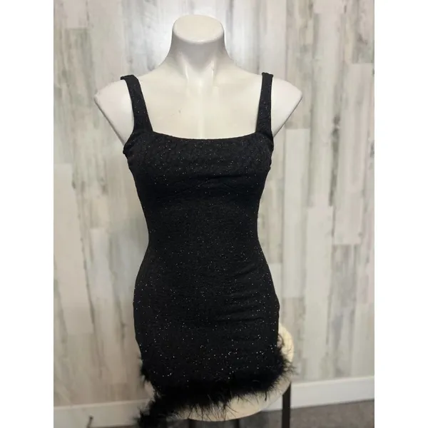 Windsor black night dress - Image 2