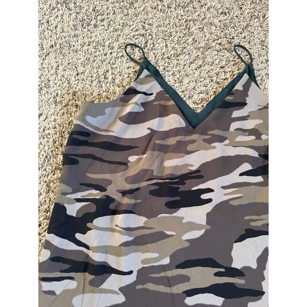 Express Women's Camo‎ Cami Tank Top Size Small - Image 8