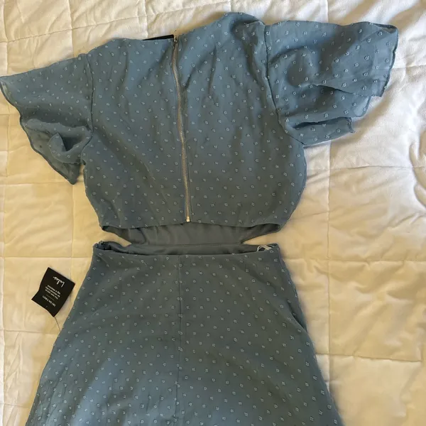New Lulus Deep in my heart slate blue Swiss Dot cut out maxi dress size small - Image 6