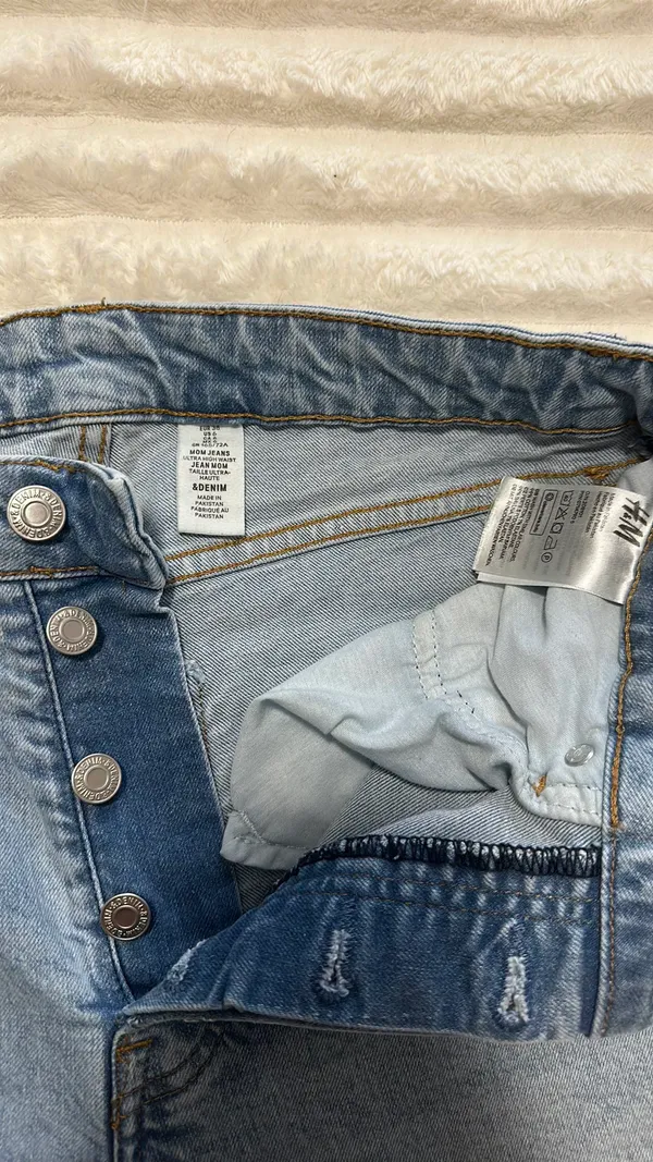 Jeans - Image 2