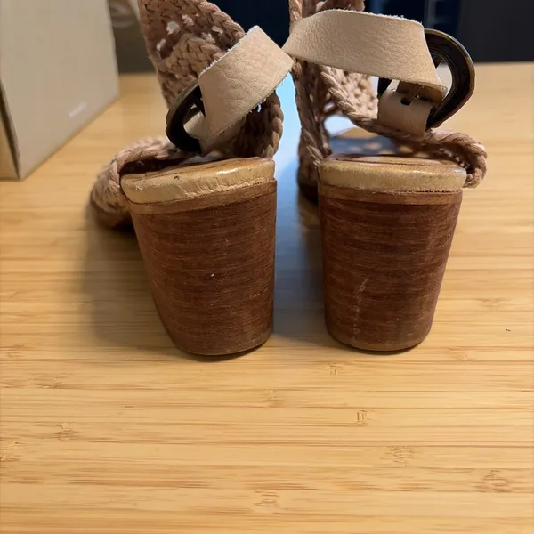 VERACRUZ Sandal Artisans Made in Spain Hive and Honey Sundance 40 - Image 4