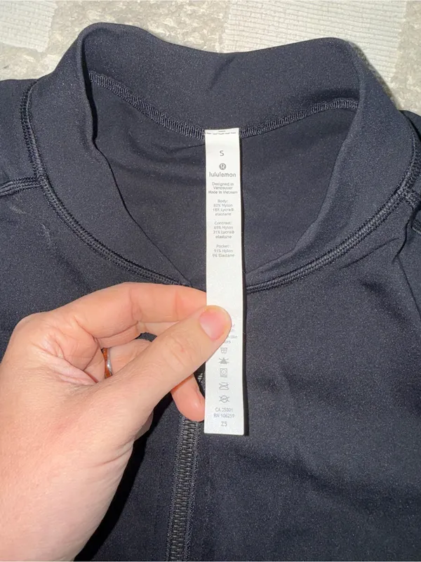 Lululemon Two Track Mind Jacket Black Bomber Full Zip Reflective Trim Womens S - Image 2