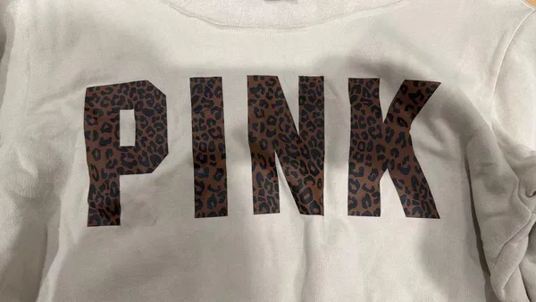 PINK Victoria’s Secret Sweatshirt - Image 3