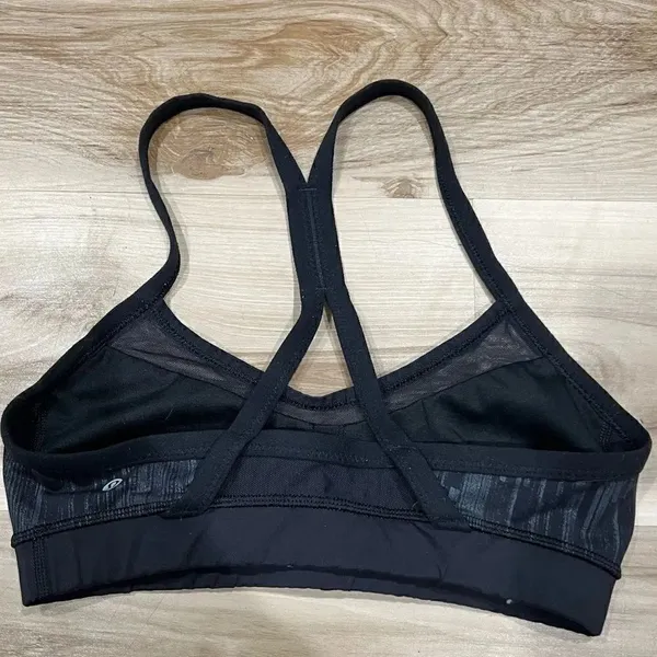 Lululemon All You Need Bra Women’s 2 - Image 4