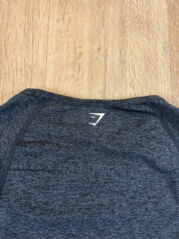 Gymshark Charcoal Grey Cropped Long Sleeve Top - Image 7