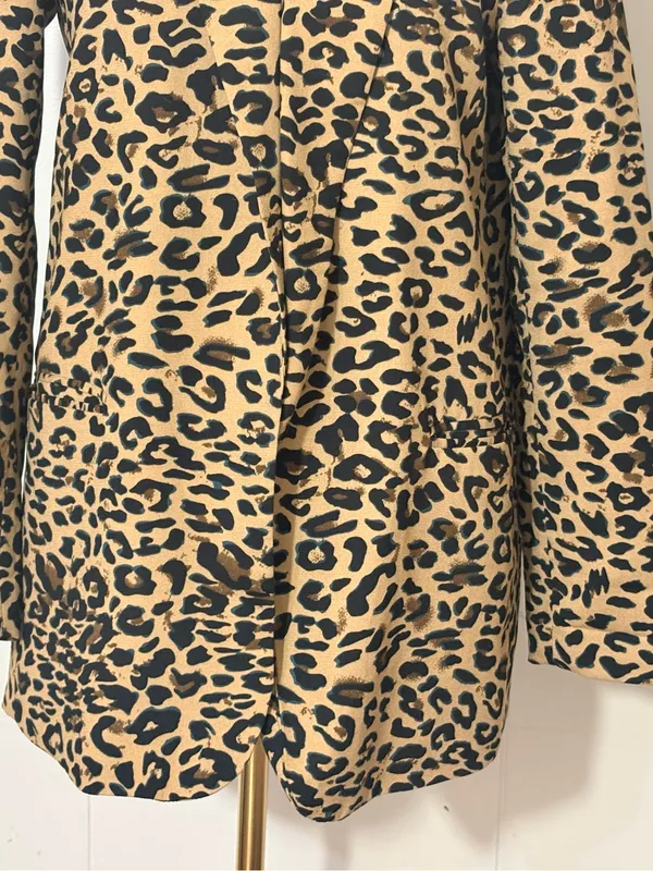 ASTR The Label Leopard Print Boyfriend Blazer Animal Print Size M - Image 4