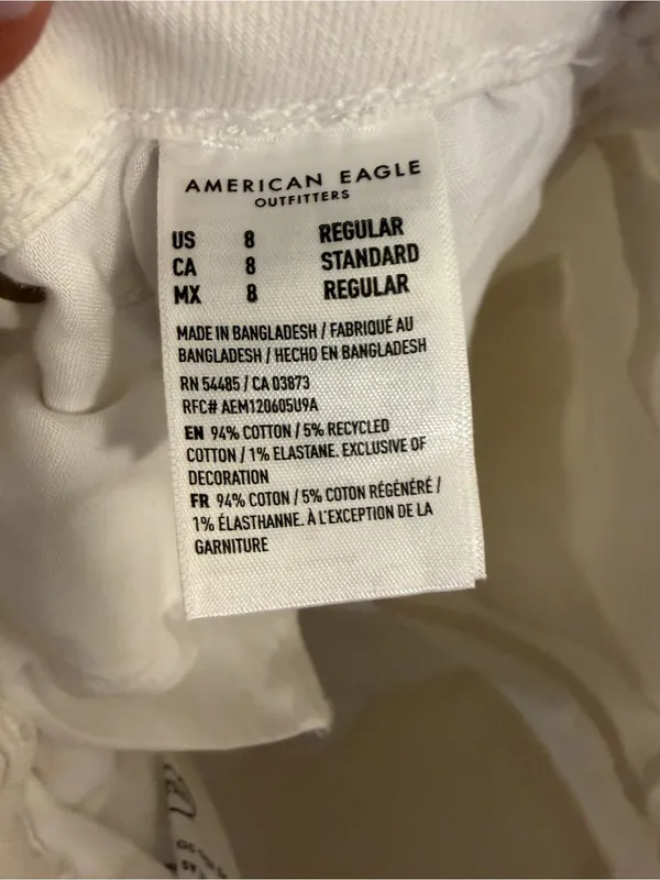 American Eagle Outfitters White Mom Straight Jean - Image 8