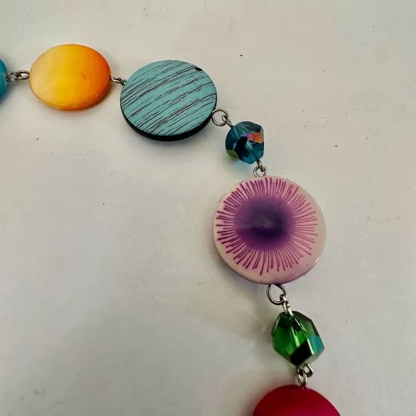 Colorful circle crystal beaded necklace Pink - Image 7