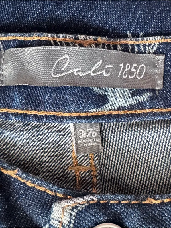 Cali 1850 Western Print Wide Leg Crop Ankle Sark Wash Denim Jeans Size 26/3 - Image 7
