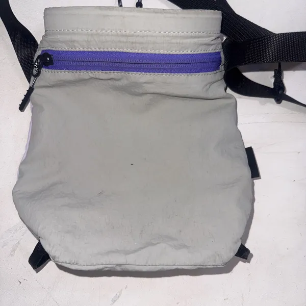 Lululemon Light Purple Crossbody Water Bottle Holder Carrier Purse Tote Bag - Image 9
