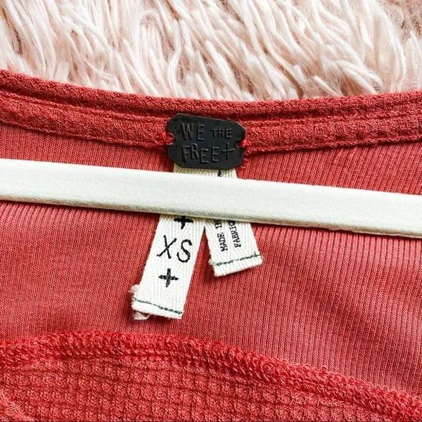 Free People Malibu High-Low Thermal Top in Red XS - Image 4
