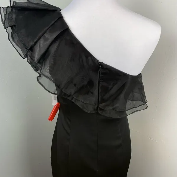 Mac Duggal Black High Slit One Shoulder Ruffle Evening Gown Size 4 $398 26372 - Image 7