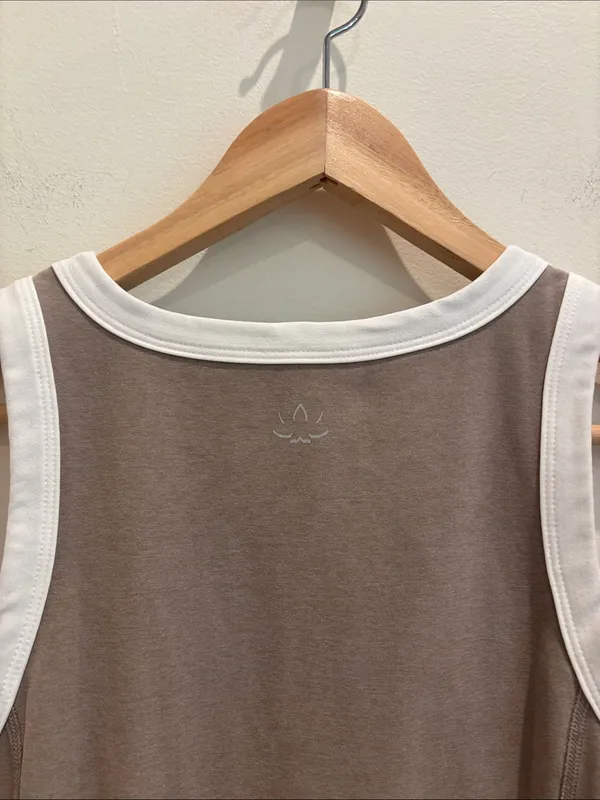 Beyond Yoga Dress Spacedye Outlines Athletic Tan Size Large - Image 4