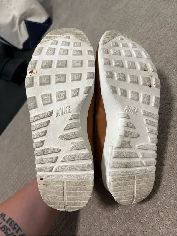 Nike Air Max Thea Chelsea Sneaker Boots - Image 6