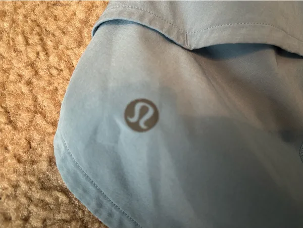 Lululemon 2.5" Speed Up Shorts - Image 3