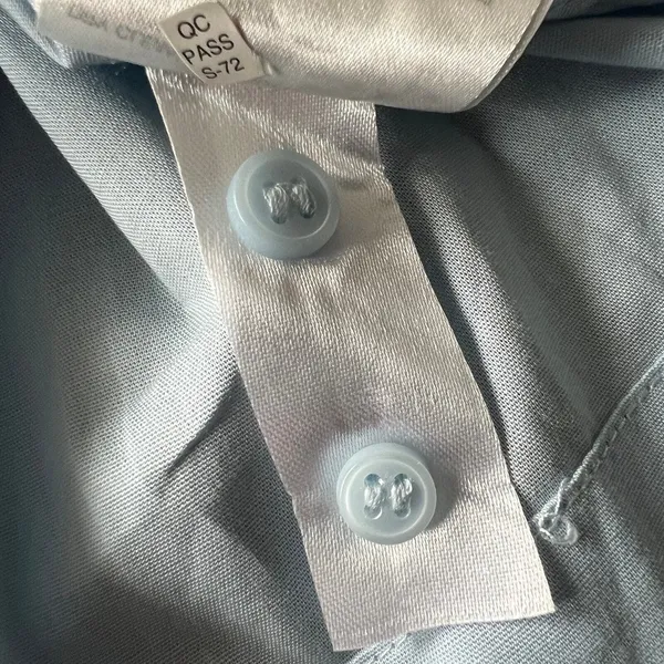H&M Cropped Shirt Womens Small Light Blue Collared Button Up Cotton - Image 8