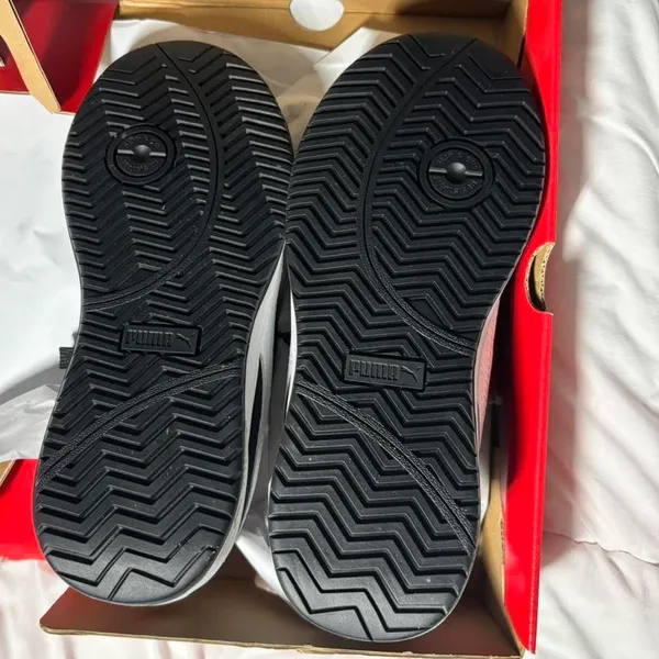Puma Sneakers - Image 3