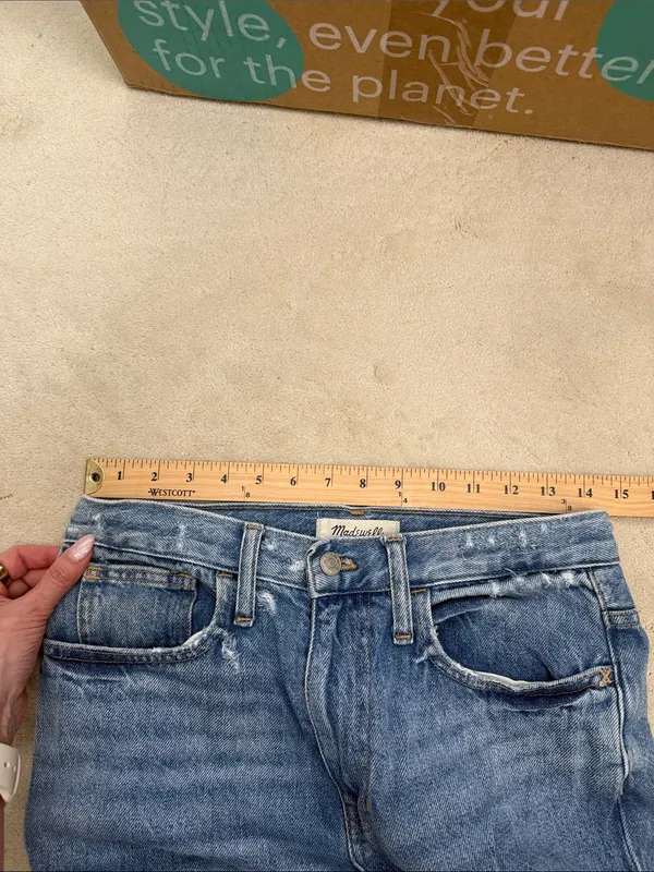 Madewell The Mom Jeans in Foster Wash High Rise Slightly Distressed Size 26 - Image 14