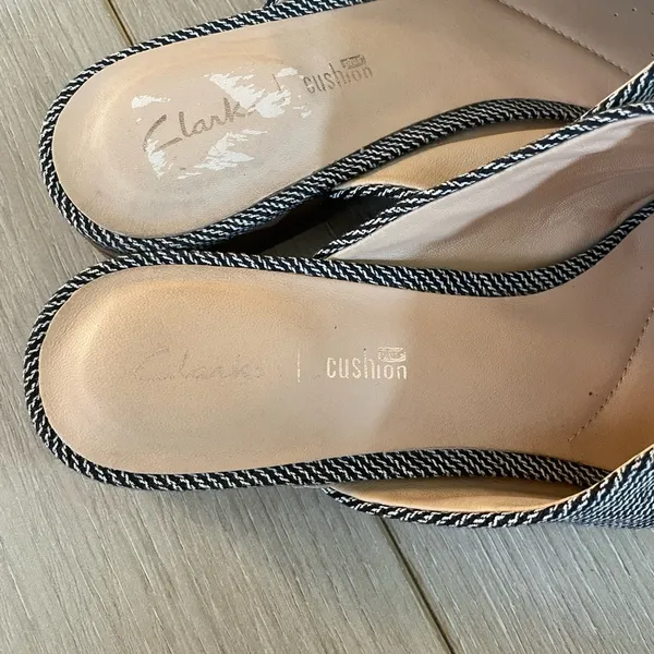 Clarks Cushion Plus Canvas Mule Pure Blush Navy Striped Slip‎ On Mules Shoes 7.5 - Image 2