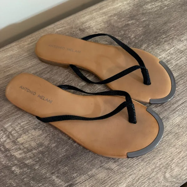 Antonio Melani Black Sandals Flip Flops No Size See Measurements - Image 2