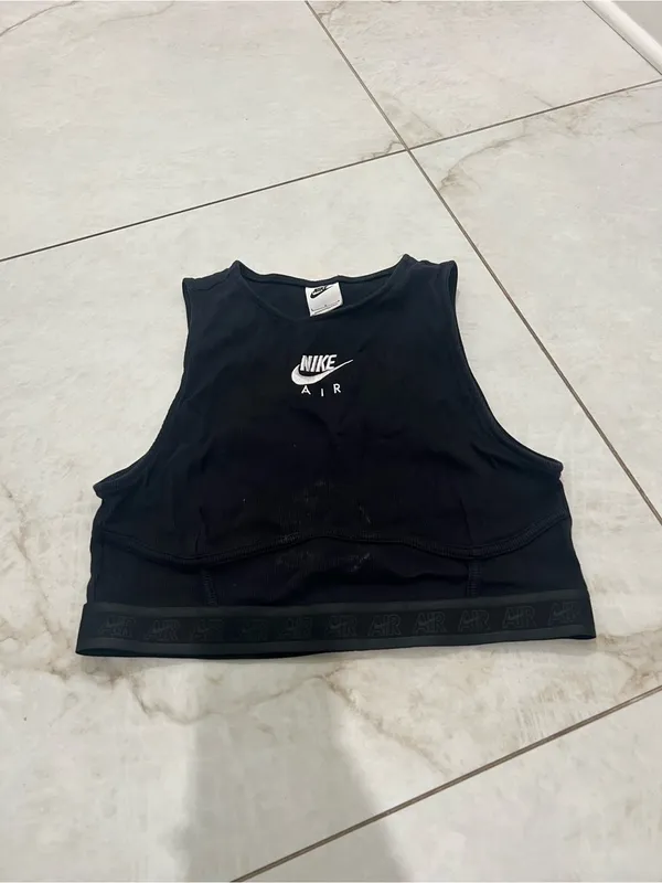 Nike Air Black Cropped Tank Top Size Large - Image 2