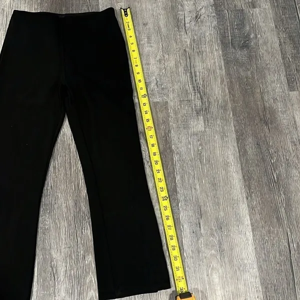 Lysse black stretch dress cropped pants with small side ankle slit hem - S - Image 6