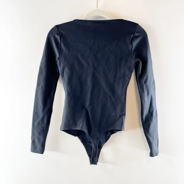 Abercrombie Soft AF Long Sleeve Sweethart Neckline Bodysuit Black XS - Image 4