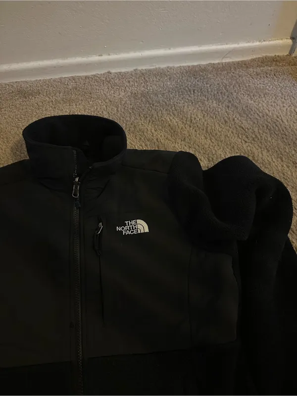 The North Face Black Full-Zip Fleece Jacket size S - Image 2