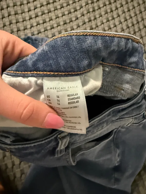 American Eagle The Dream Jean High-Rise - Image 3