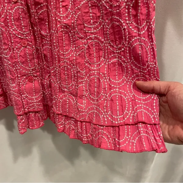 Vintage 90’s-y2k pink white embroidered crinkle short sleeve scallop hem blouse - Image 8